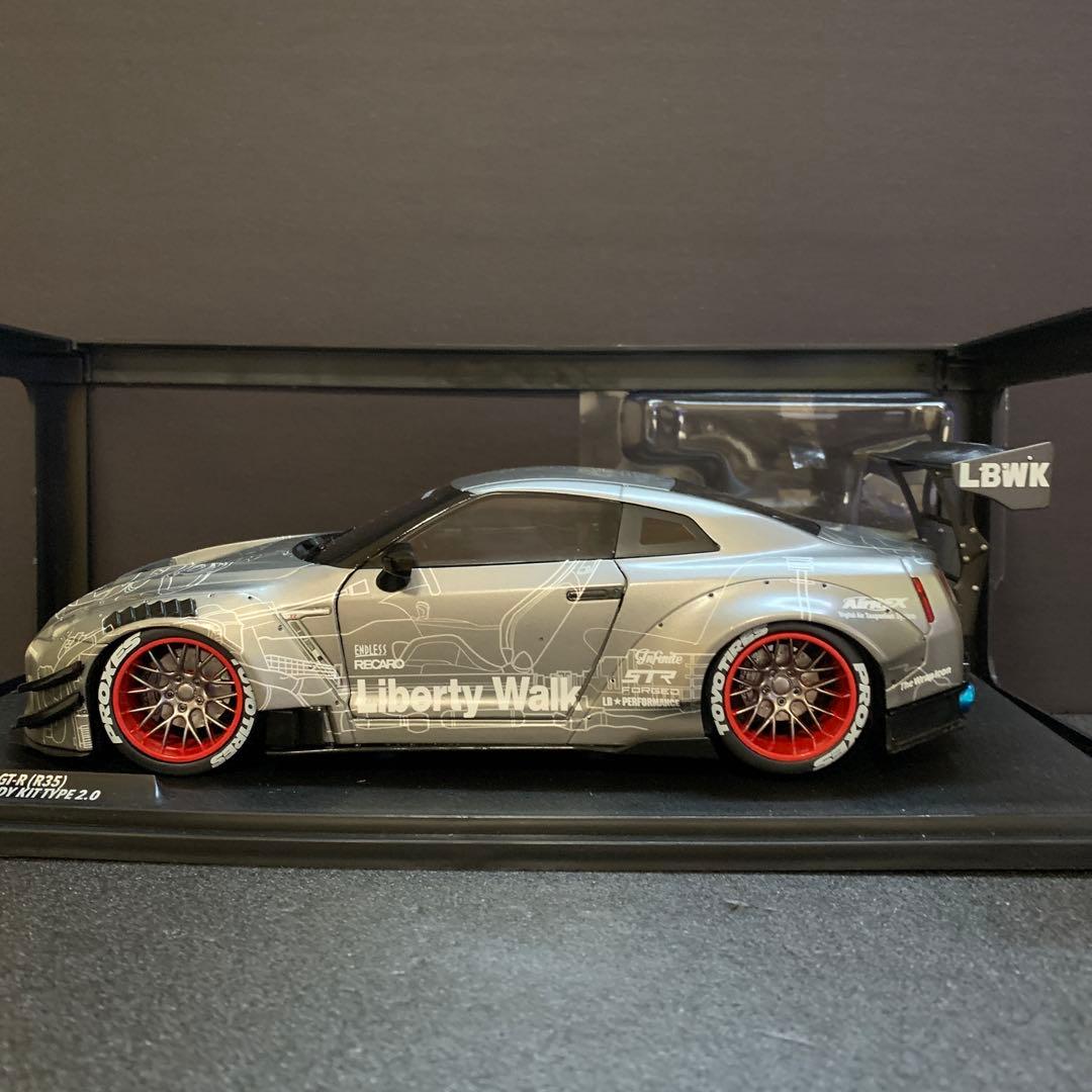 542 美品 GT-R R35 LBWKリバティウォーク 1/18ダイキャスト
