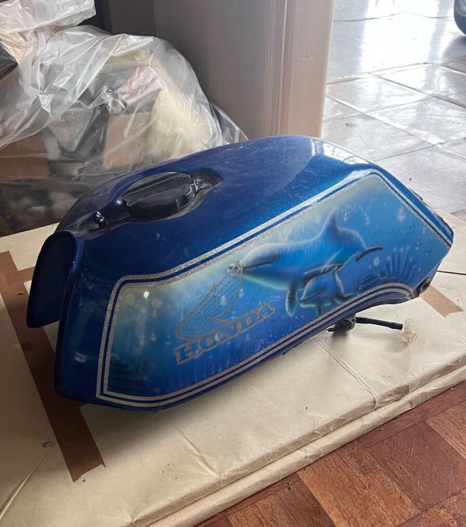 CB250N CB400NCB250TCB400TホークIIホークIII タンク