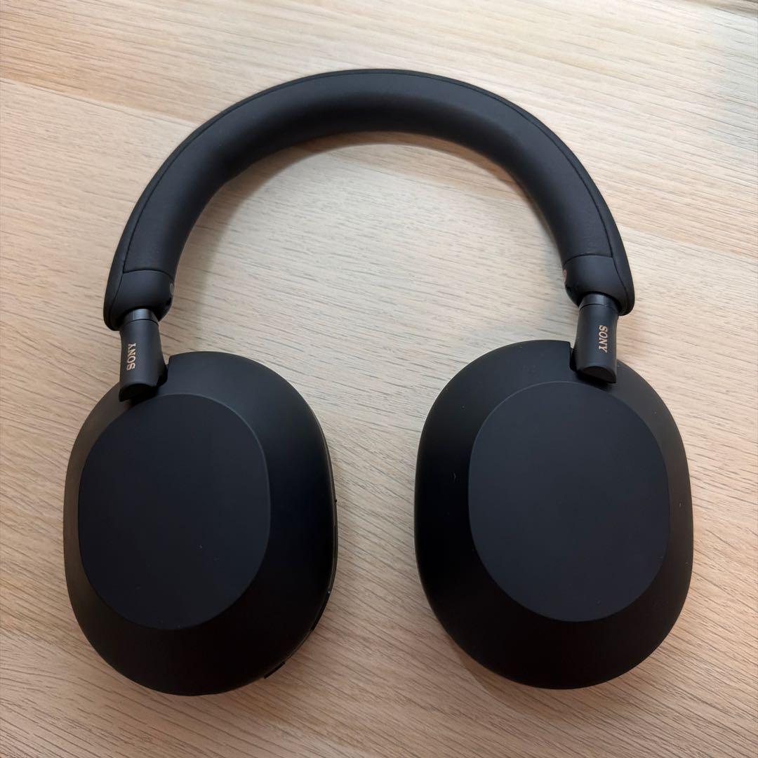 sonyWH-1000XM5ワイヤレスヘッドホン キャリングケース付き