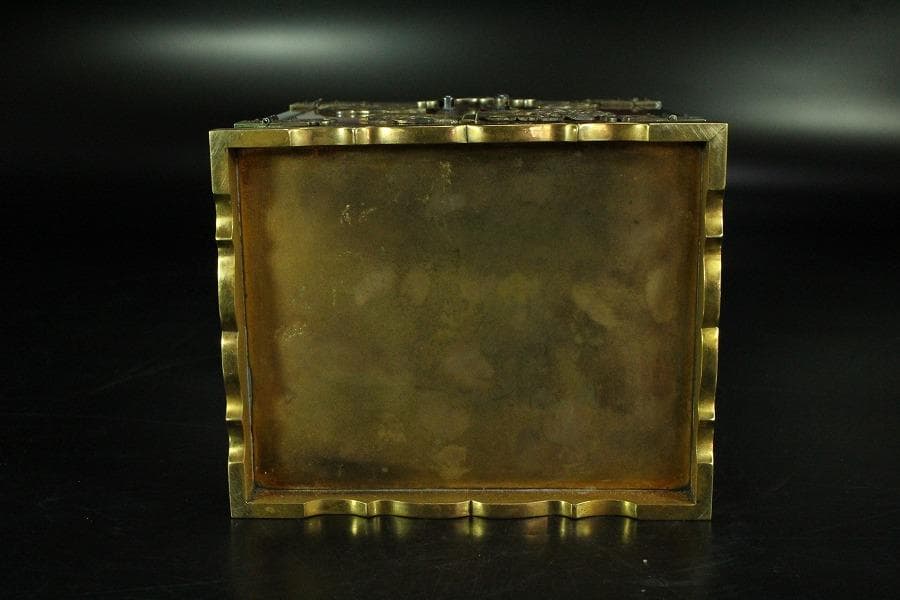 大阪 尚美堂造 純銀飾 宝石箱(K-LC805)