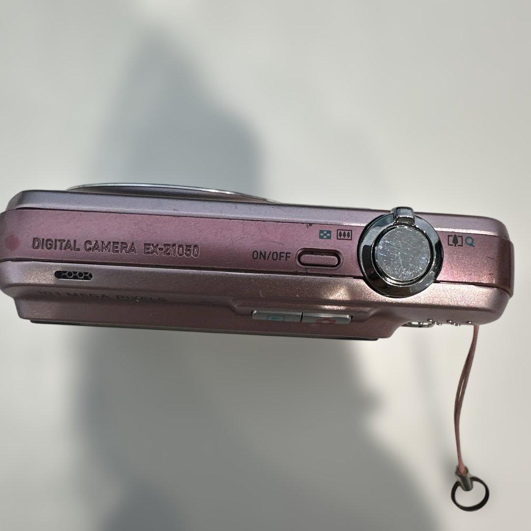 CASIO EXILIM EX-Z1050 101メガピクセル