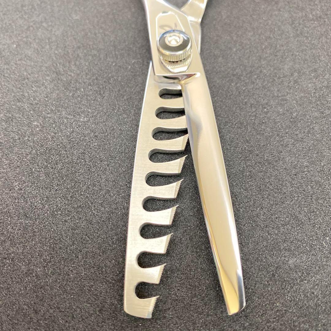 6インチシザー80% 新品未使用　理容師　美容師　ハサミ　スタイリング　カット