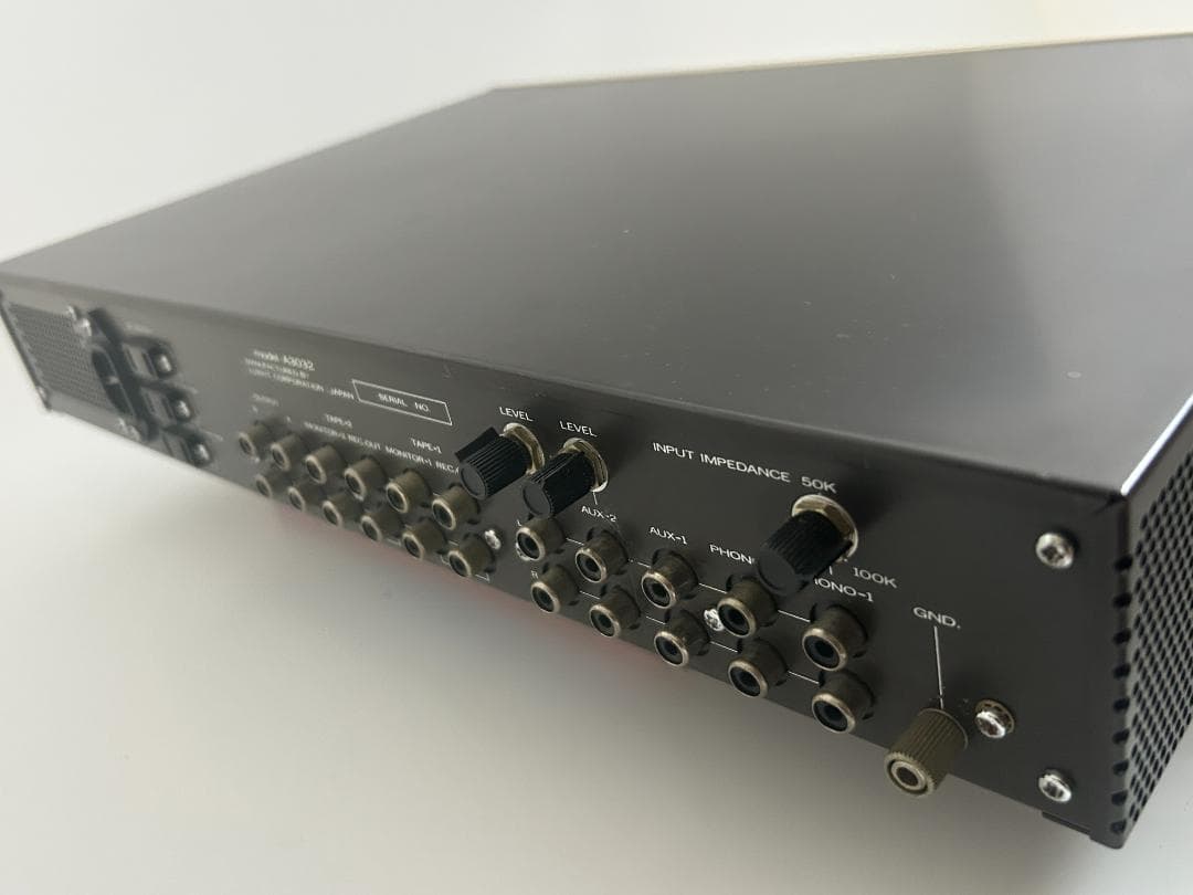 ★真空管プリアンプ　LUXKIT A3032 <コンデンサBitaminQ>