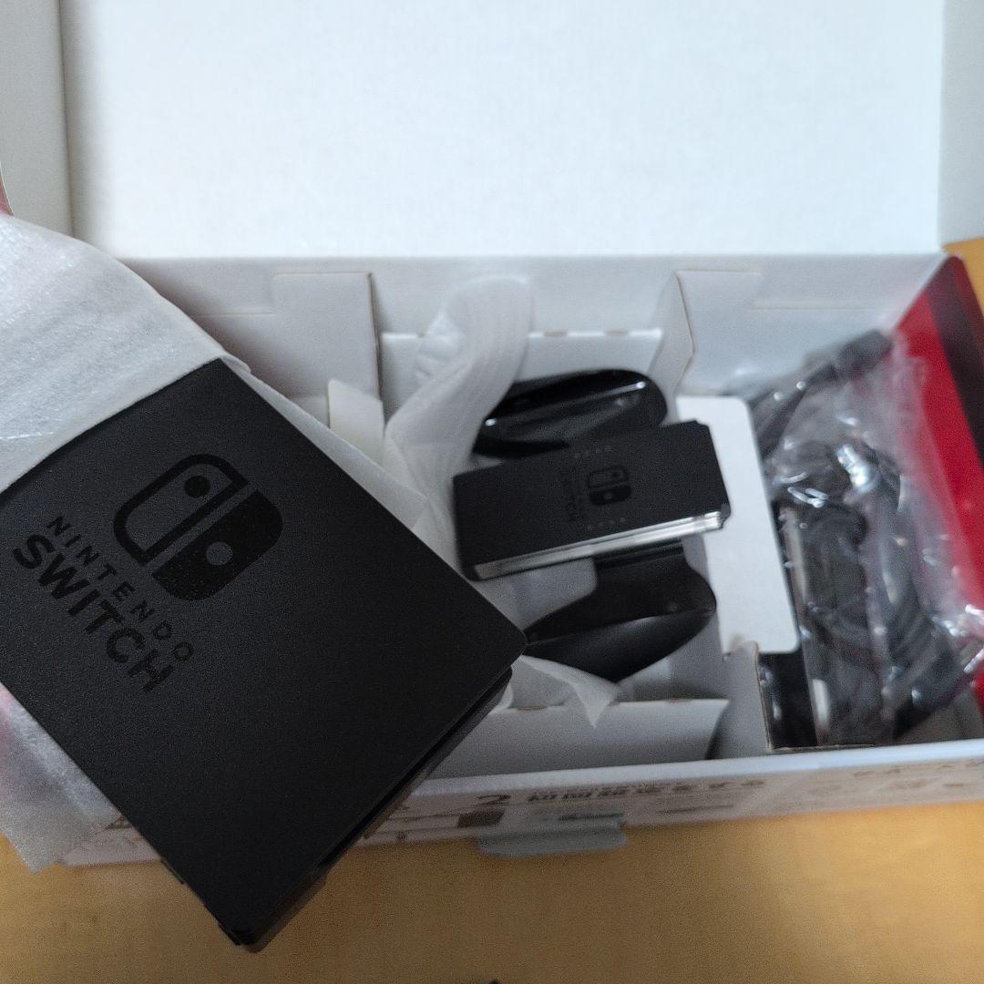 Nintendo Switch ＋携帯用ケース