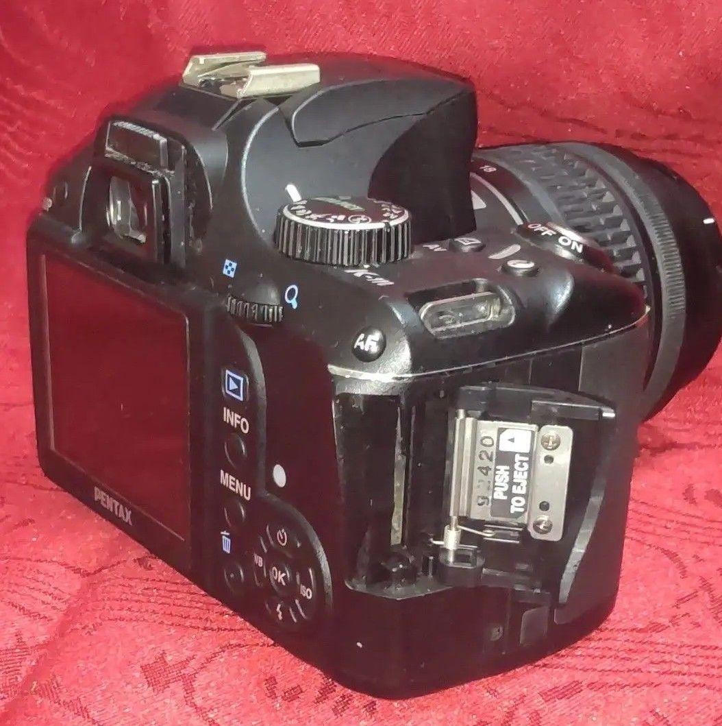 シャンシャンママ PENTAX K-m 一眼レフ/純正レンズ付/動作確認済