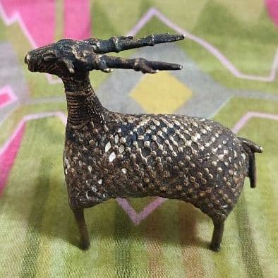 【アンティーク】インドの鋳造工芸品✨牡鹿のブロンズ像