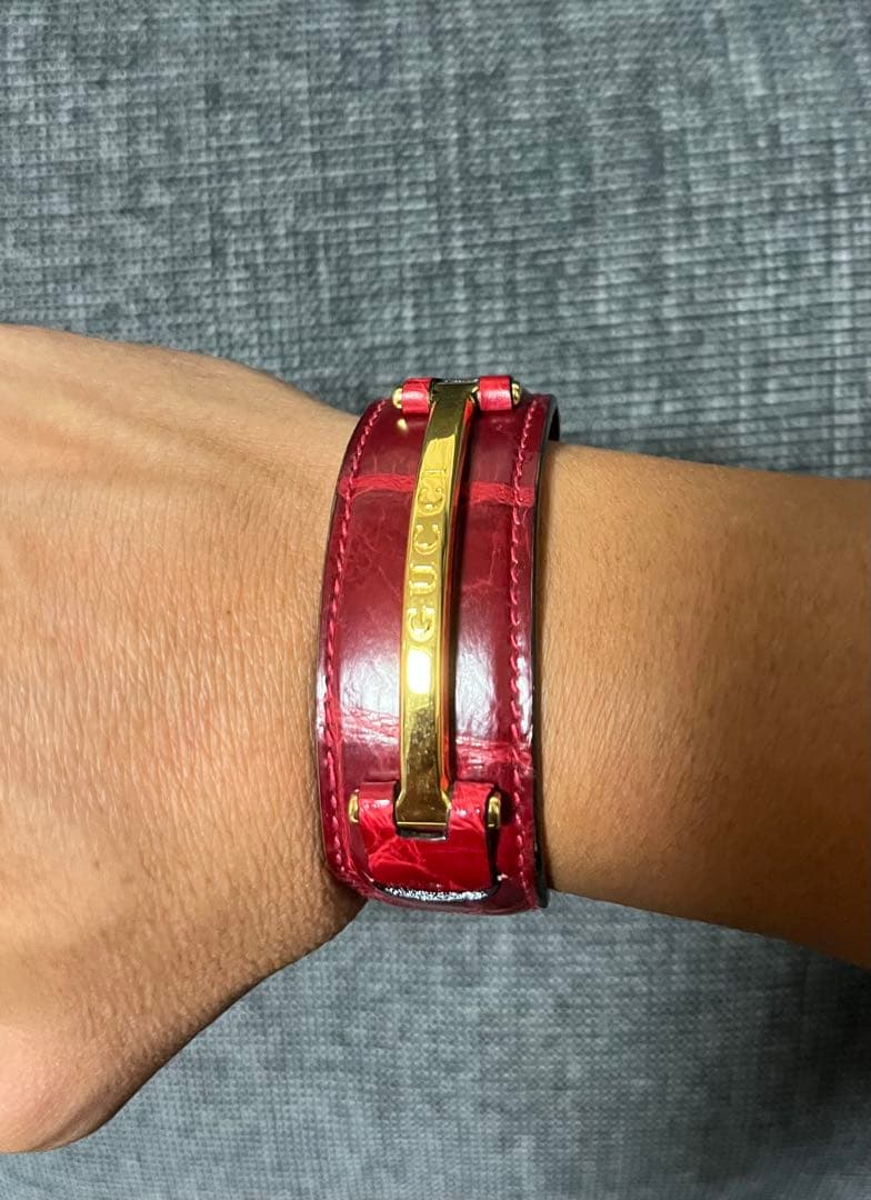 GUCCI グッチレザーバングル