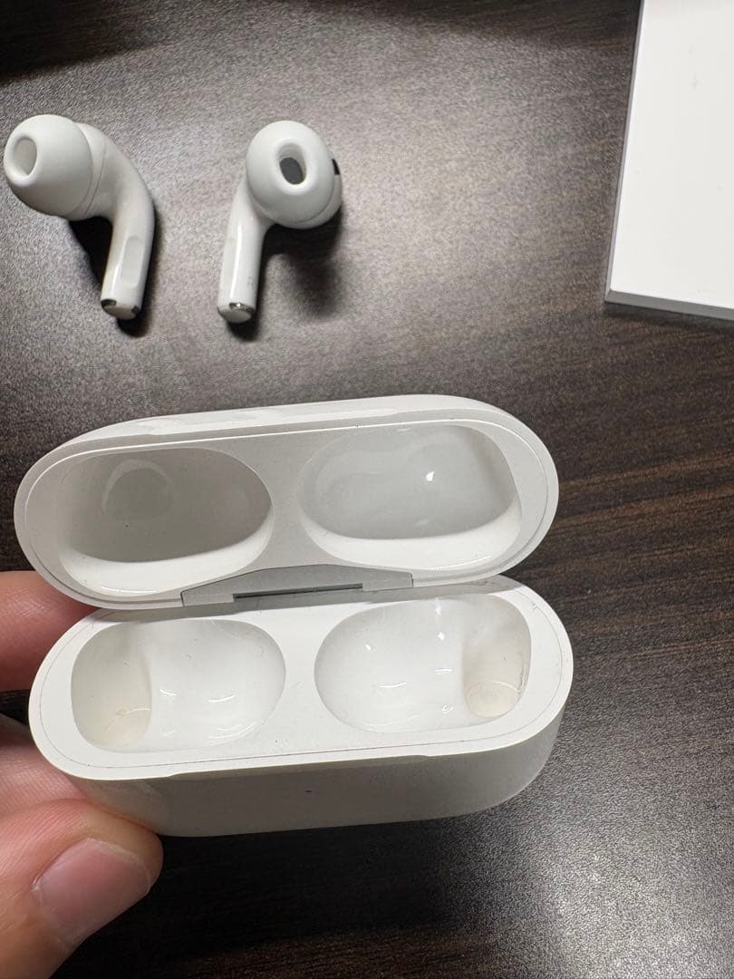 AirPodspro2 lightning端子