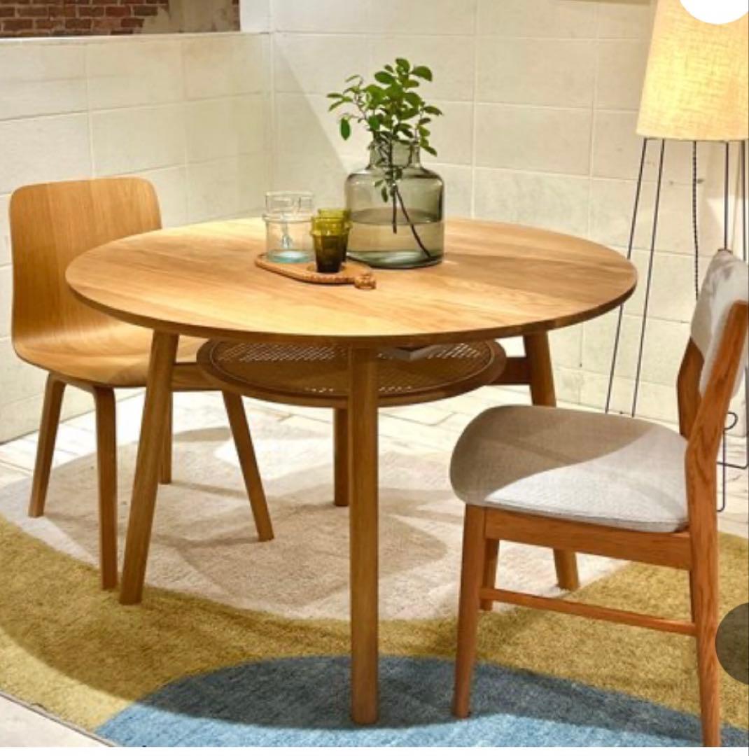 ウニコ　SOLK ラウンドダイニングテーブル ＊オイルメンテナンス付き