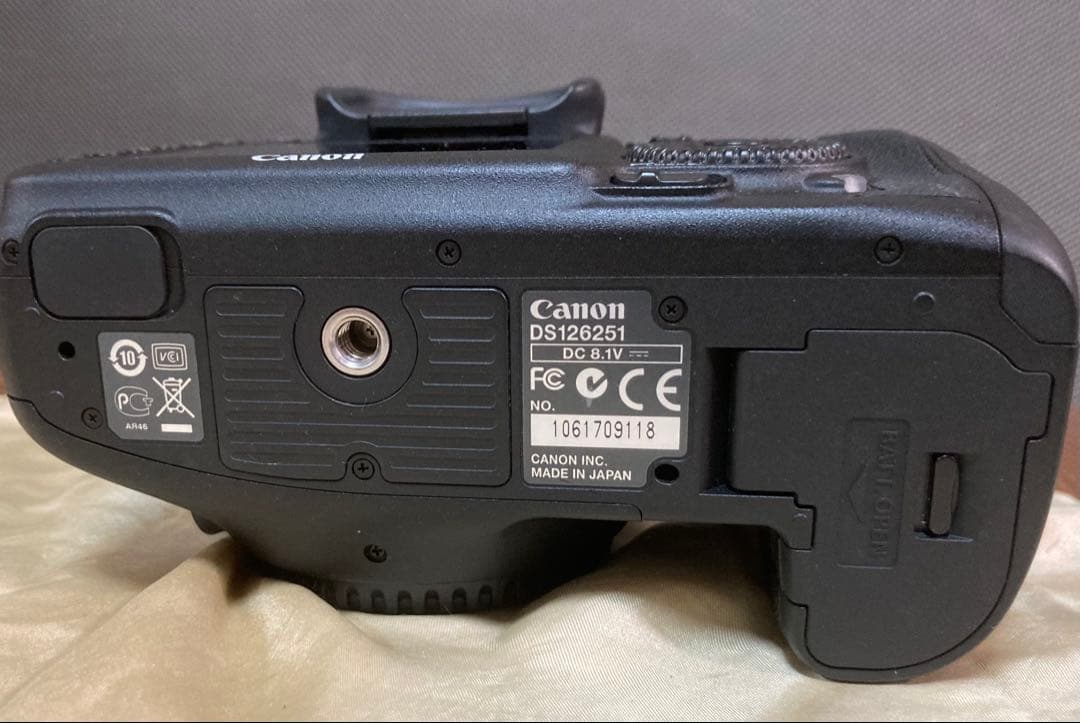 Canon EOS 7D デジタル一眼レフボディー