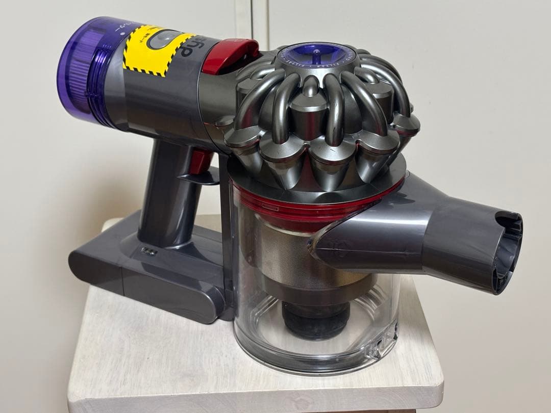 【美品】ダイソン SV10K 本体