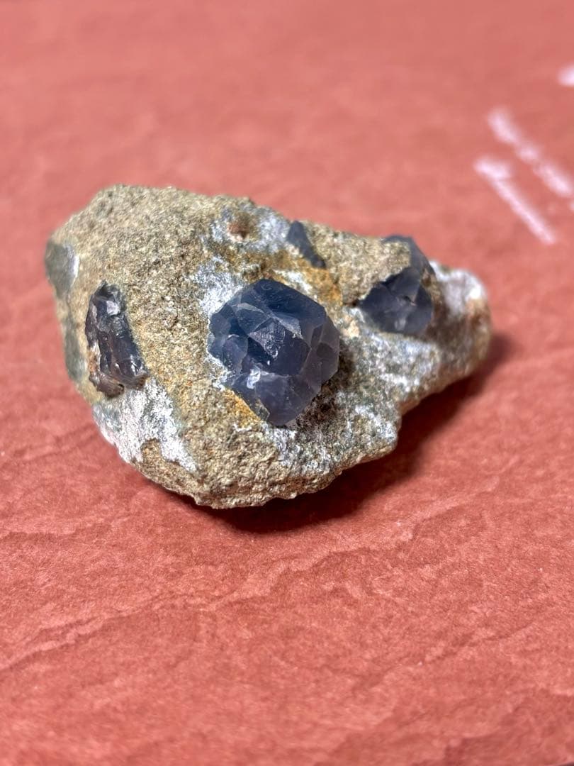 【超希少】天然ブルークォーツ(スペイン・マラガ産) 青水晶 鉱物標本 原石