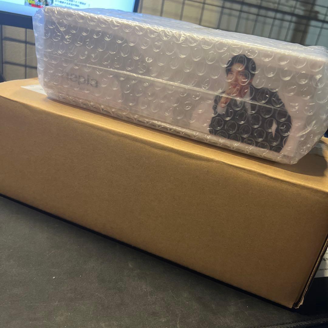 ネピア　目黒蓮　ティッシュケースキャンペーン当選アイテムとスライドポーチ付き