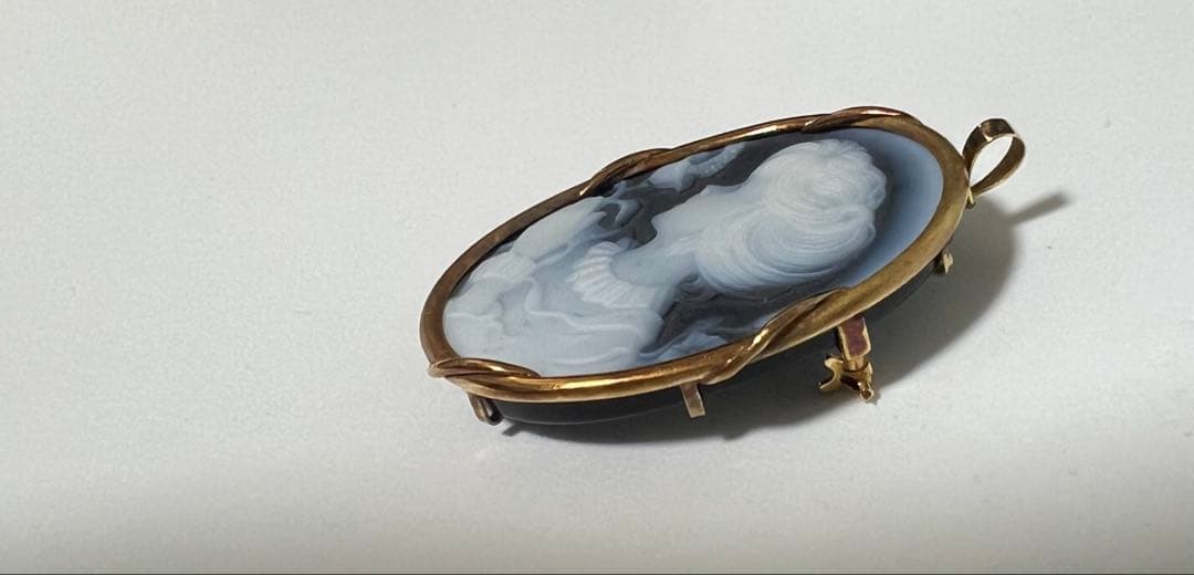 カメオペンダントの ペンダント K18