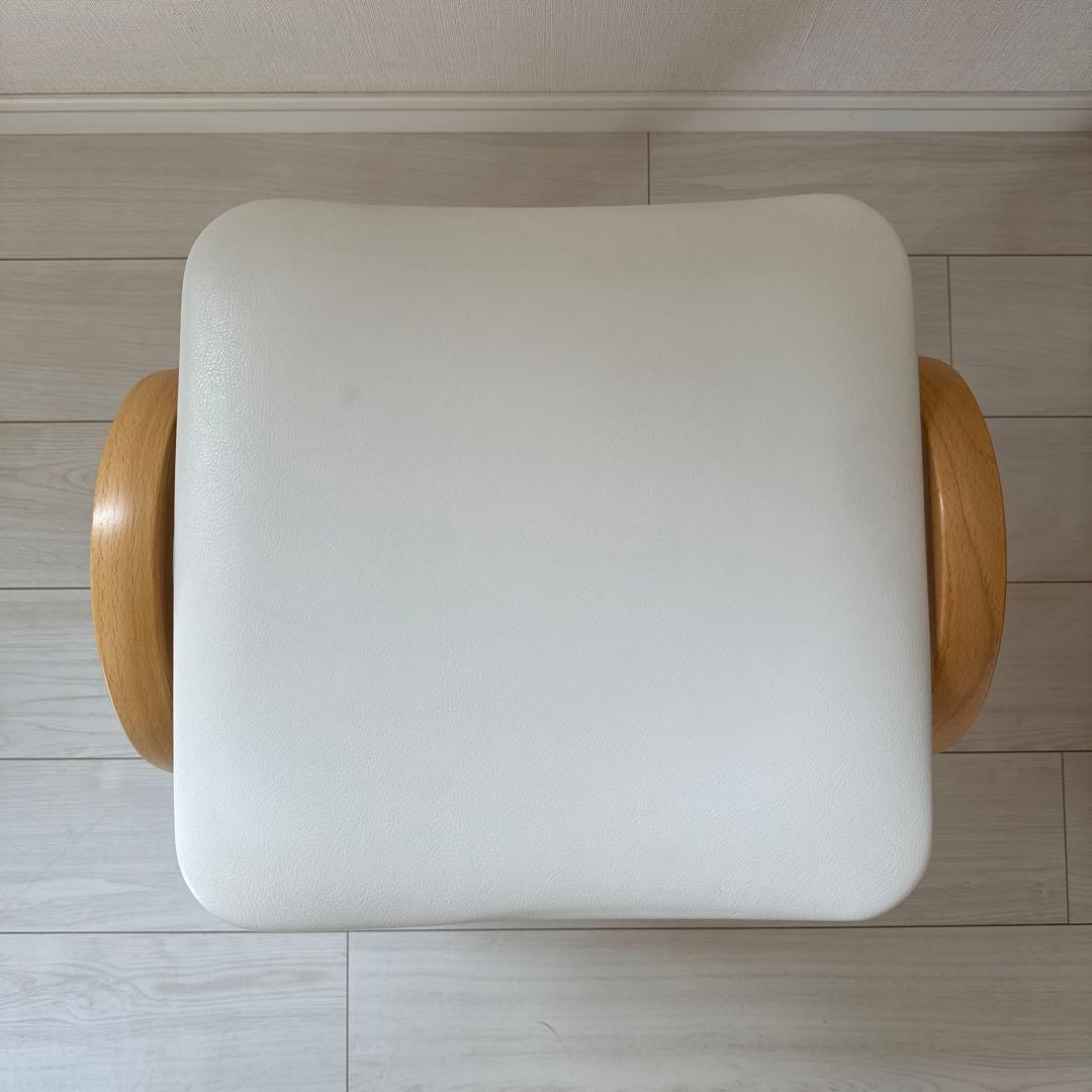 秋田木工 202 ホワイトスツール 天然木