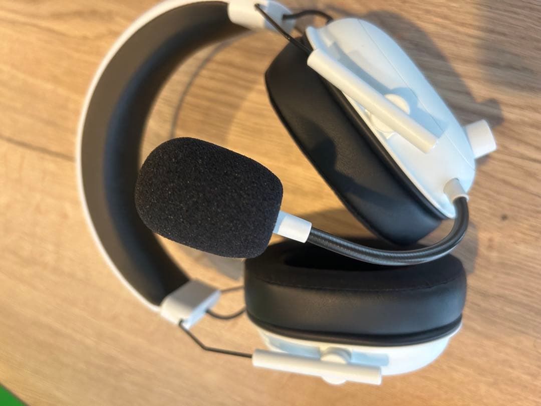 Razer BlackShark V2 Hyperspeed ホワイト