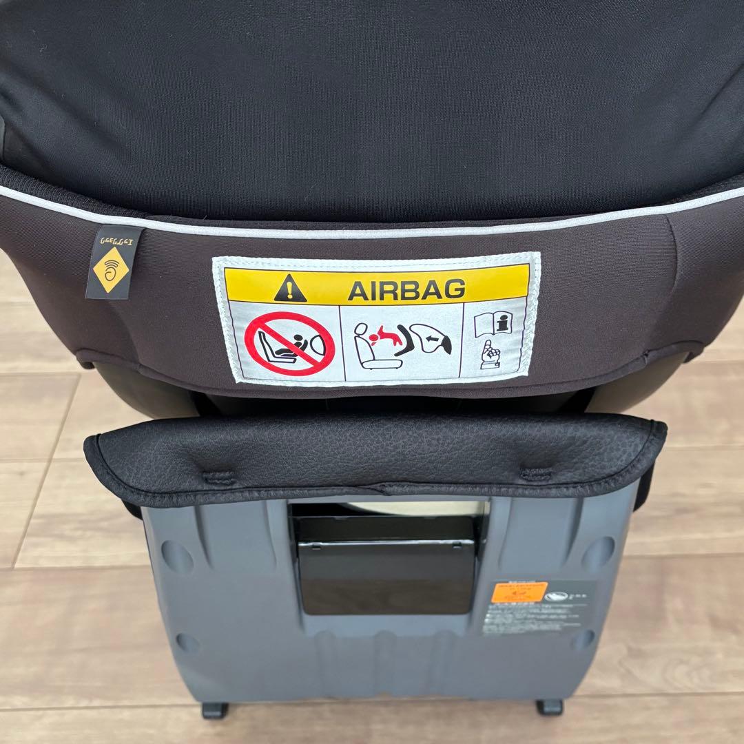 CombiクルムーヴスマートISOFIXエッグショックNeo（西松屋限定モデル）