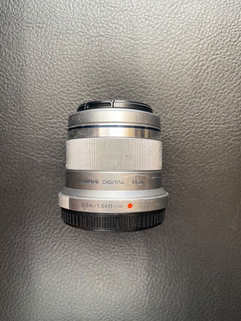 オリンパスM.ZUIKO DIGITAL 45mm F1.8 シルバー