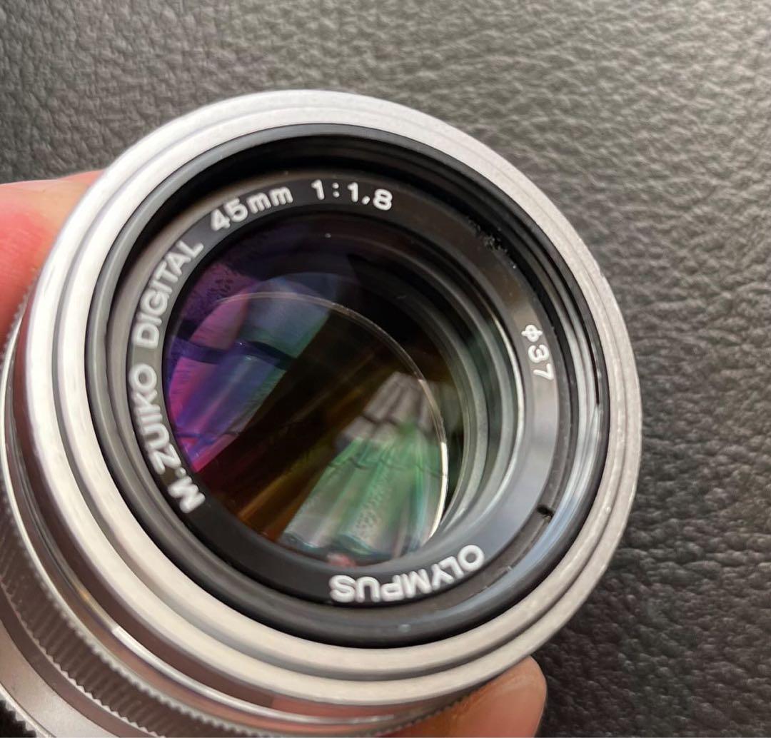 オリンパスM.ZUIKO DIGITAL 45mm F1.8 シルバー