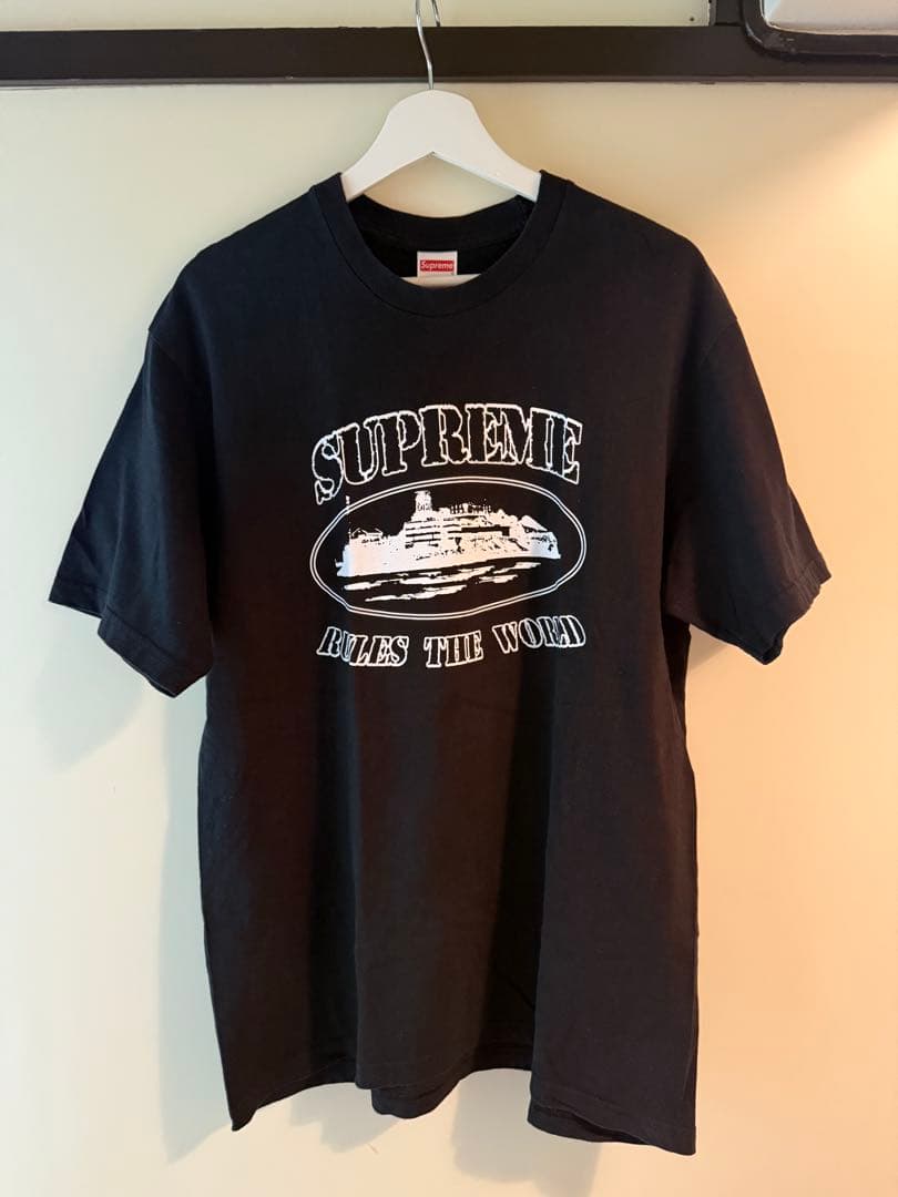 Supreme ブラック Tシャツ