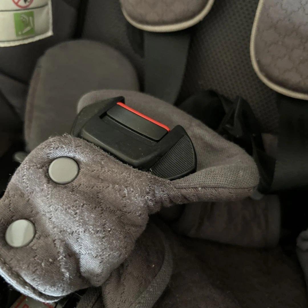 Aprica フラディアグロウ ISOFIX 360°セーフティー シリーズ