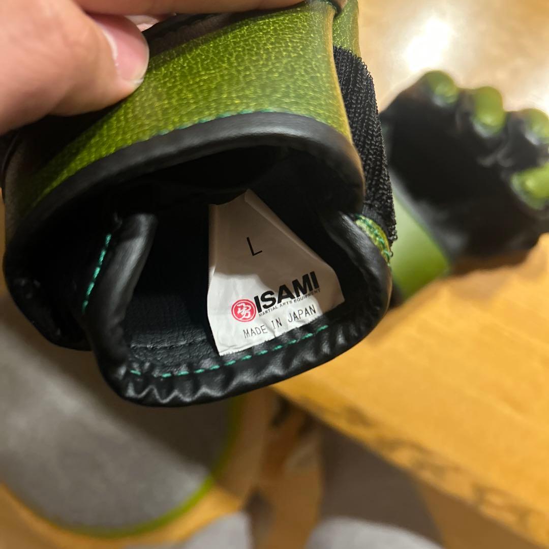 RIZIN ISAMI グリーン ボクシンググローブ Lサイズ