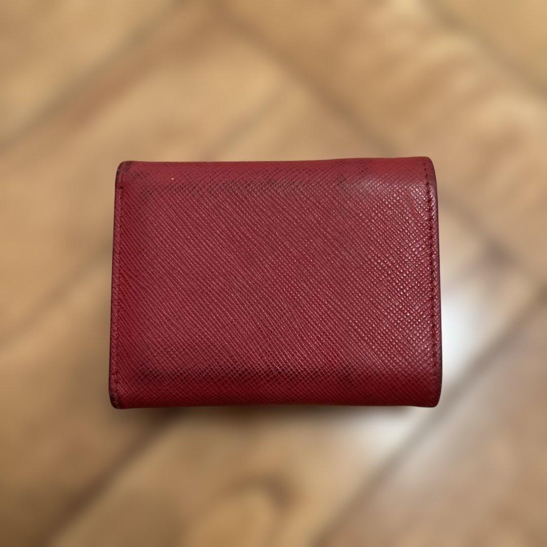 PRADA レッドレザー 三つ折り財布