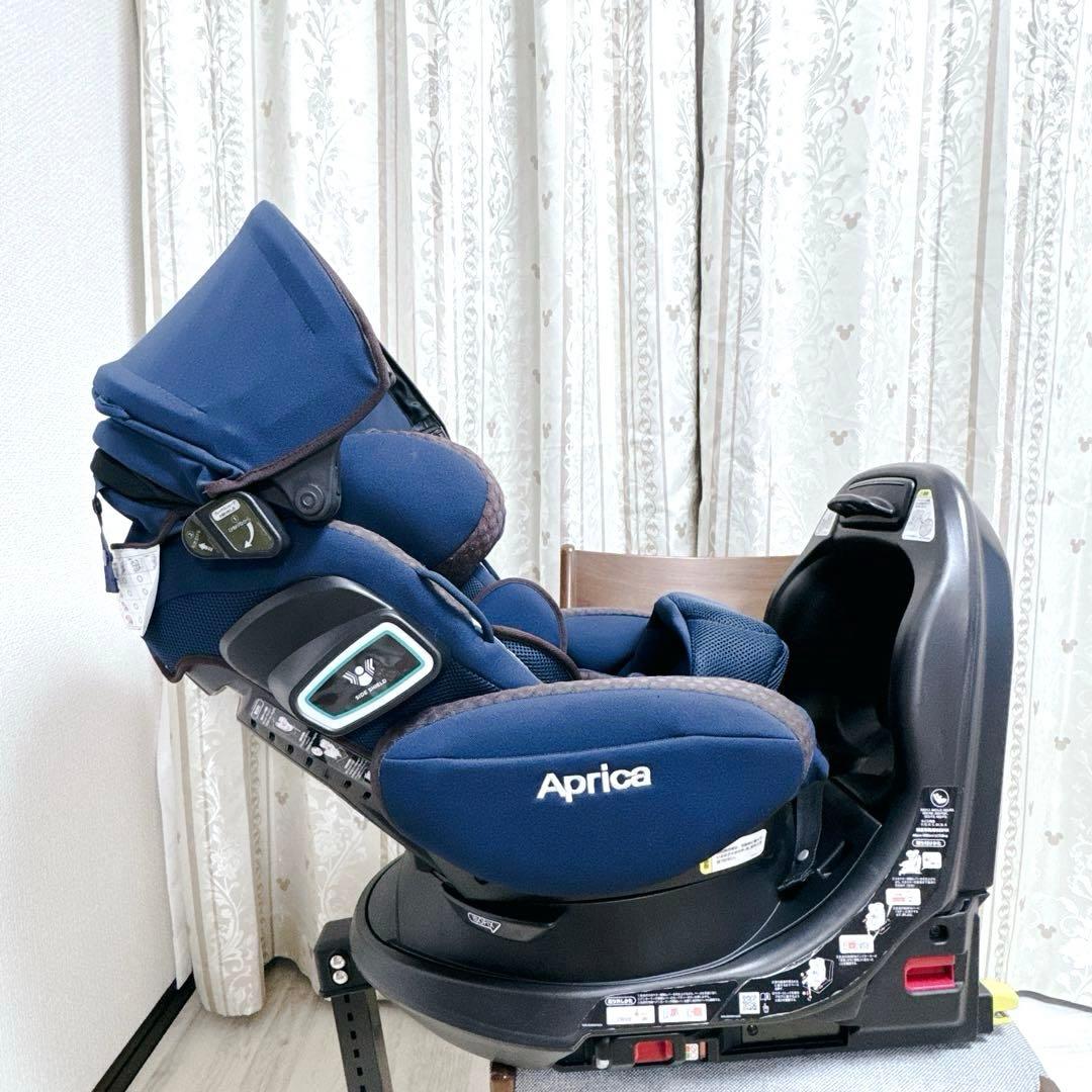 【美品】ISOFIX アップリカ チャイルドシート フラディアグロウ ネイビー