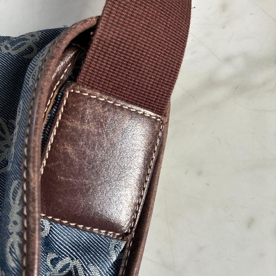 ブルー系チェック柄ショルダーバッグ