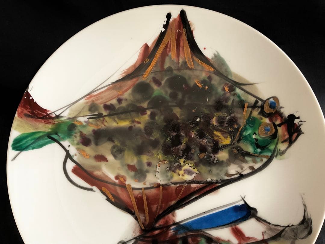 稀少！加山四郎(1900~1972)自筆絵付皿「鰈ほうぼうと鰈の図」供箱入