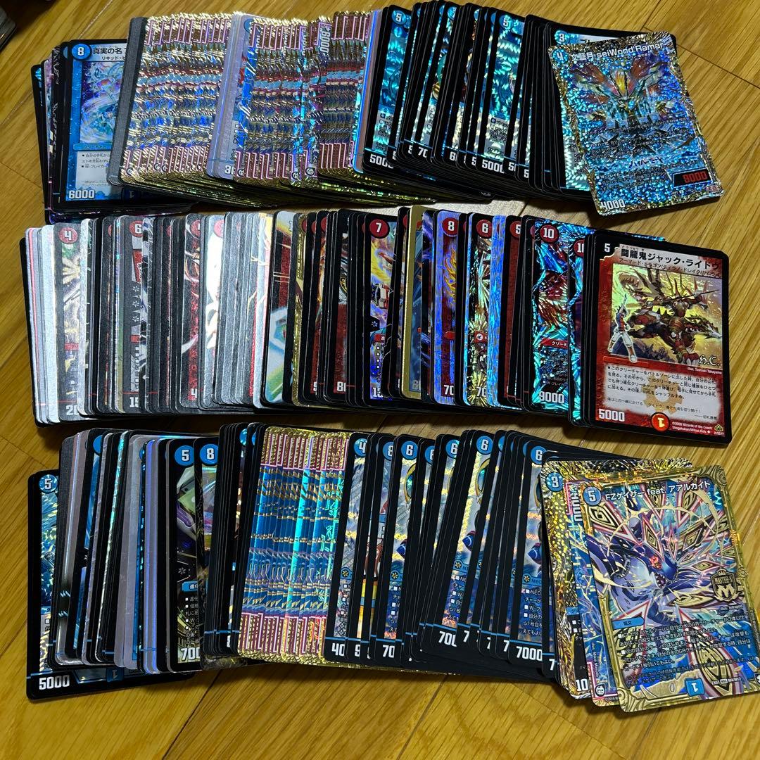 デュエマ　光ものまとめ売り　大量　シク　SR VR など　約2900枚　旧枠