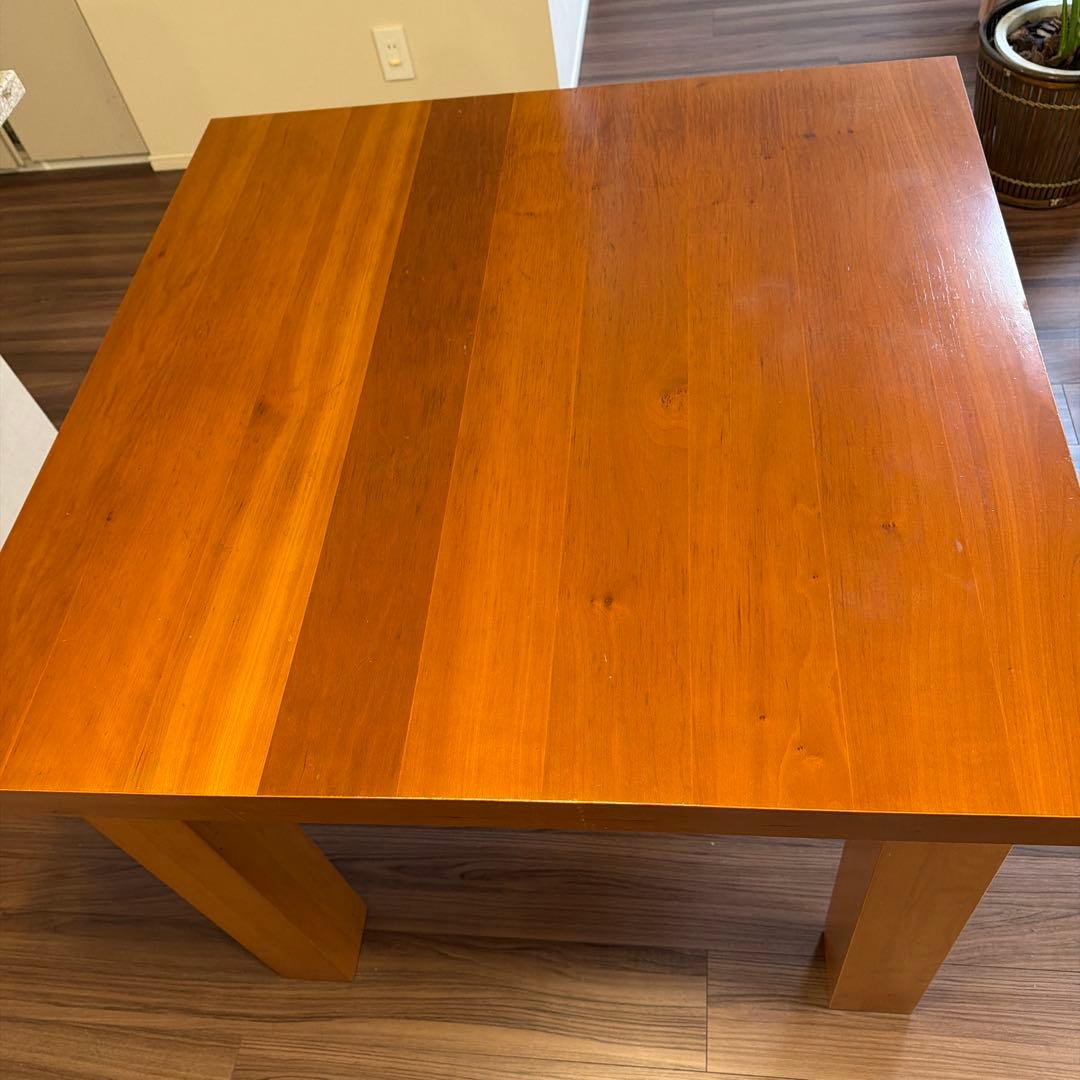 ダイニングテーブル　モーダエンカーサ　テーブル