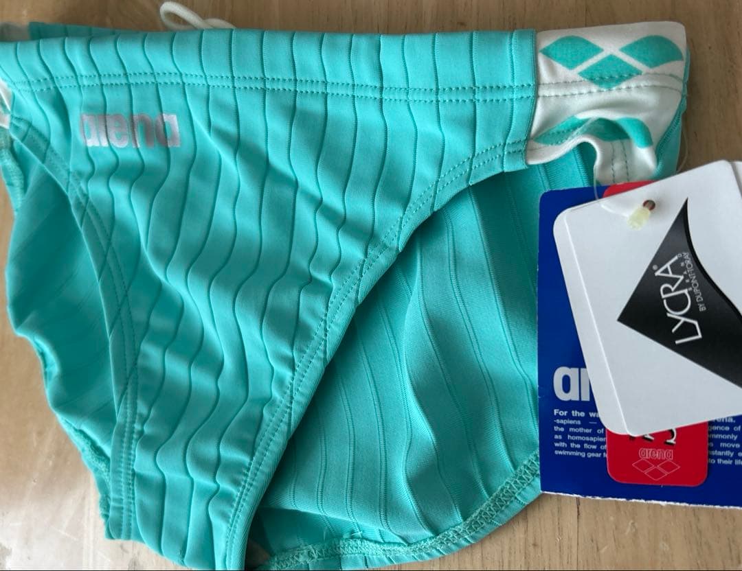 【新品未使用】絶版 アリーナ arena ARN-1011 競泳水着 競パン