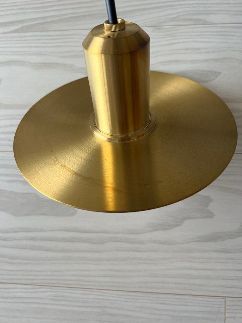 NEW LIGHT POTTERYバレットフラットシェード　真鍮