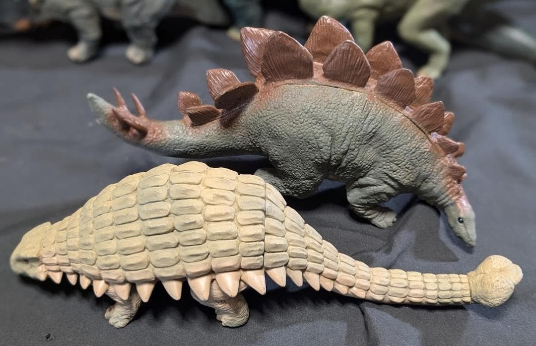 昭和レトロ恐竜（ツクダホビー）ソフビフィギュア11体セット