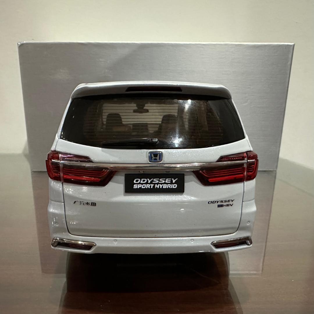 ミニカー 1/18 ホンダ オデッセイ ODYSSEY 2022 ホワイト