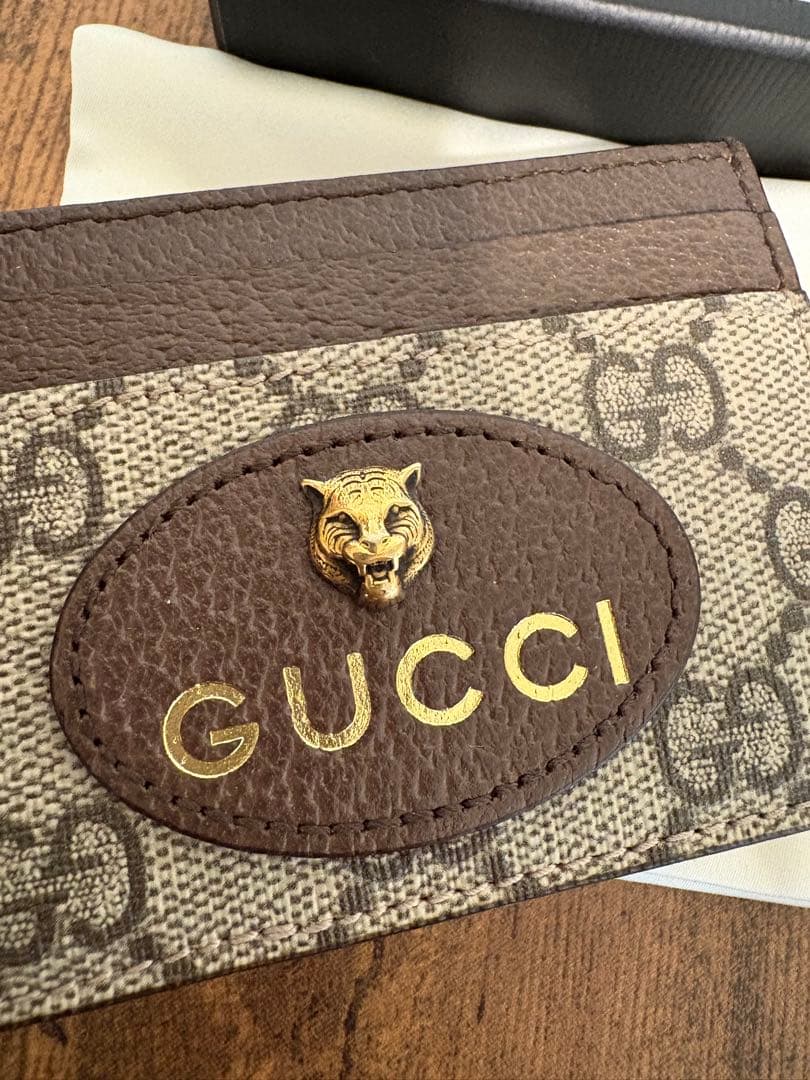 週末いっぱい掲載⭐︎GUCCI GGスプリームカードケース　ネオプィンテージ