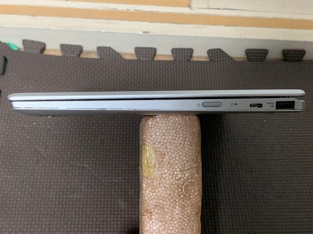 Windowsノート本体 Lenovo YOGA720-121KB YOGA 720