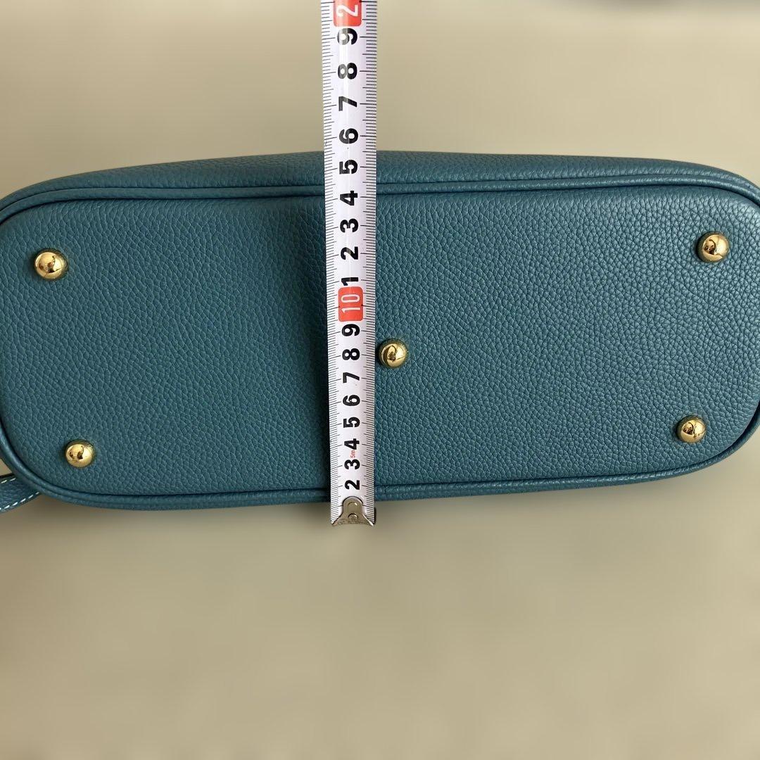 ブガッティ型　ブルーハンドバッグ