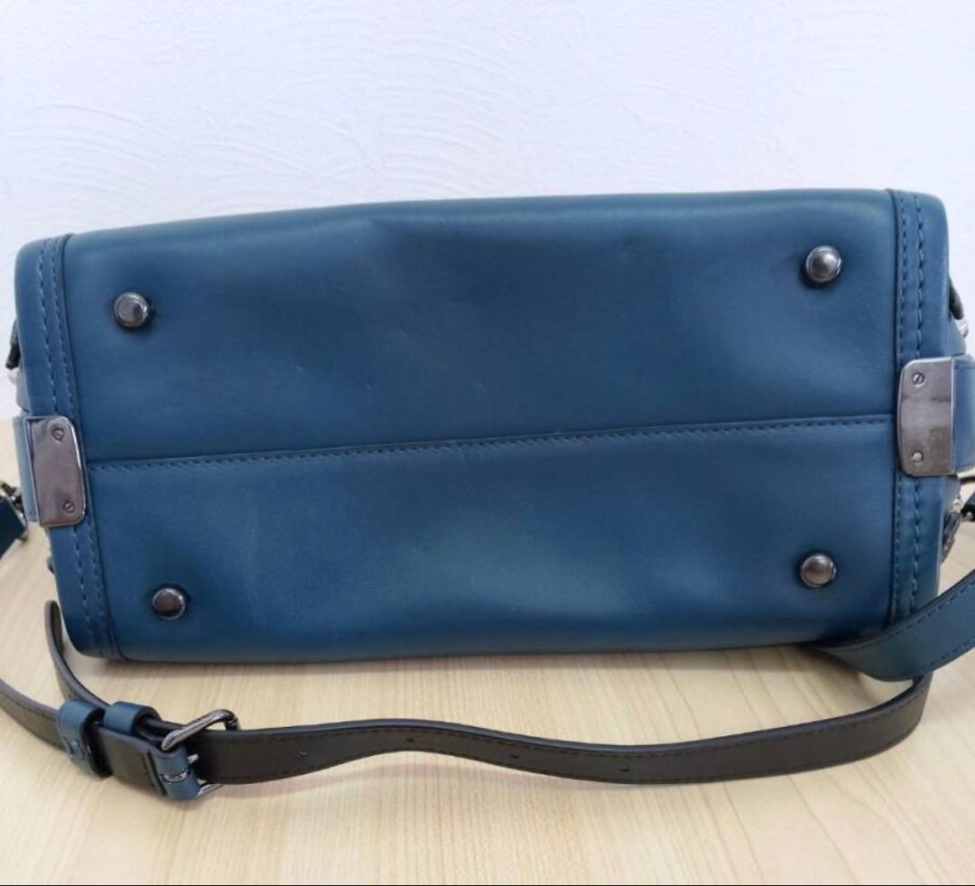 コーチのグローブレザー スワッガー 27 ハンドバッグ（ダークターコイズ）