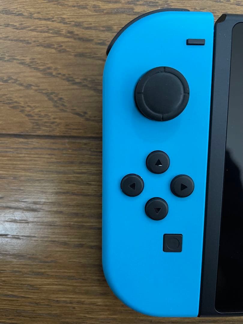 ニンテンドースイッチ本体 ホリパッド2個 充電グリップ microSD ケース