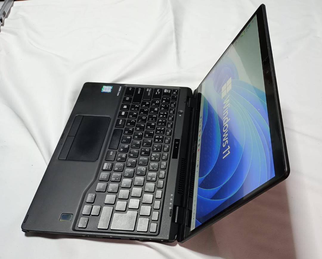 【美品】富士通 877g、8世代i5、タッチパネル、LTE オフィス、テレワーク