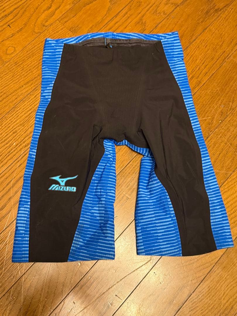 新品未使用　ミズノ　競泳水着　高速水着　GX SONIC Ⅲ MR M