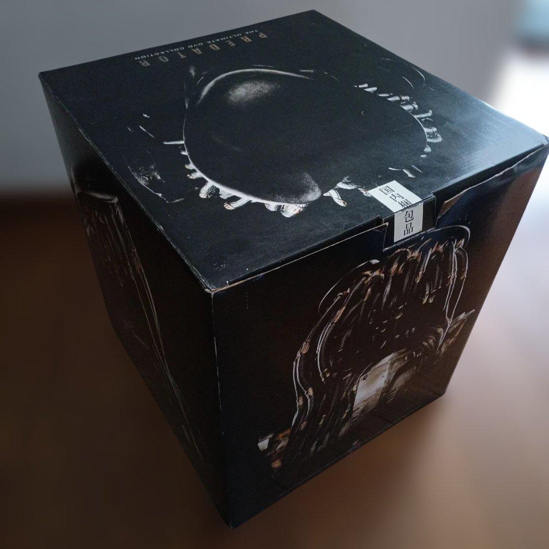 【アルピナ】エイリアンvs.プレデター完全版（プレデター特製フィギュア付）