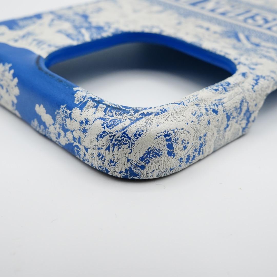 Christian Dior iPhone13 用ケース ブルー