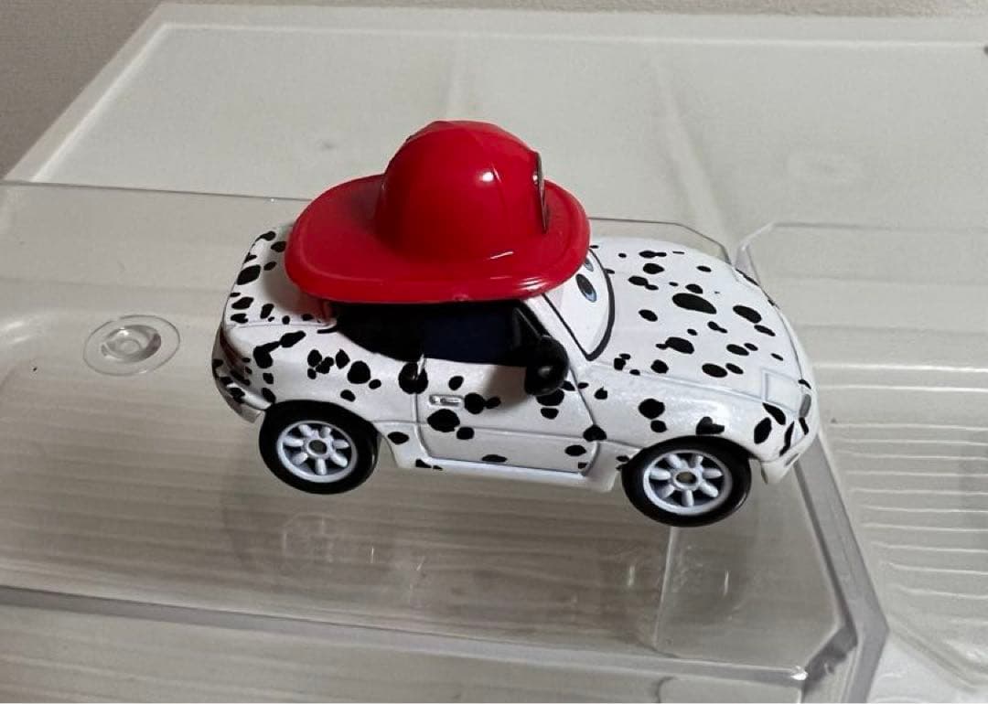 カーズ、マテル、ミニカー、赤い帽子