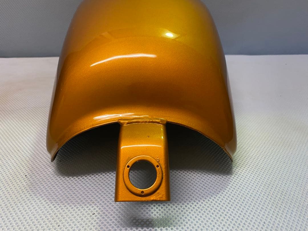 250TR 純正　フューエルタンク　金　キャブ