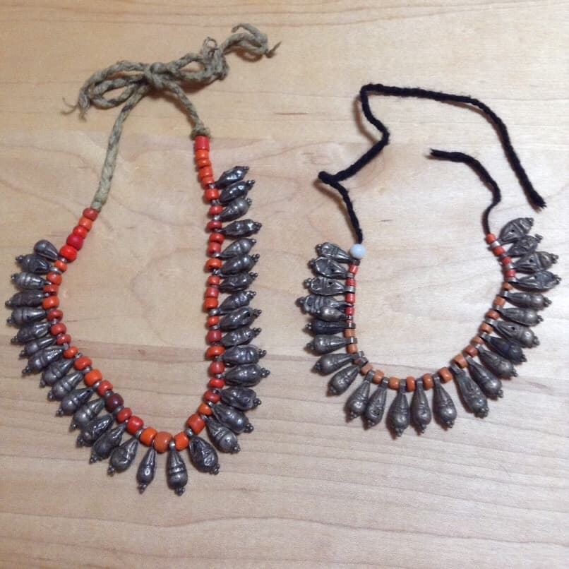 【アンティーク】南米 民族衣装 アクセサリー 山珊瑚、アンティークシルバー使用