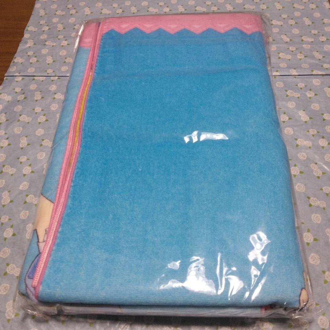 フマキラー×「ゆるキャン△」・各務原なでしこのアクリルスタンドとバスタオルセット