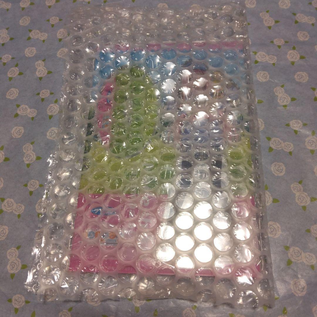 フマキラー×「ゆるキャン△」・各務原なでしこのアクリルスタンドとバスタオルセット